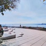 Bica Terrace Apartment